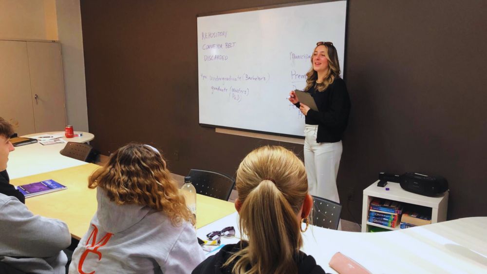 English Classes in Toronto: Learn English