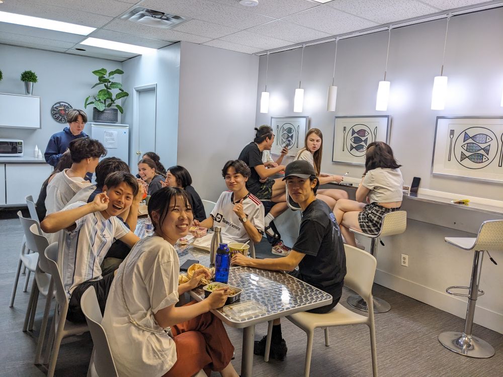 Access English Toronto - lunch area