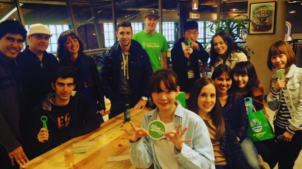 Free Friday and study English in Toronto