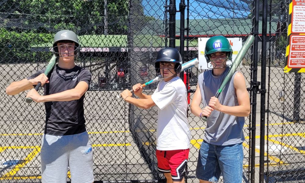 Summer Camp in Canada, Toronto - baseball practice