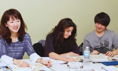 General English courses for Adults - Full-Time English (20 lessons per week)